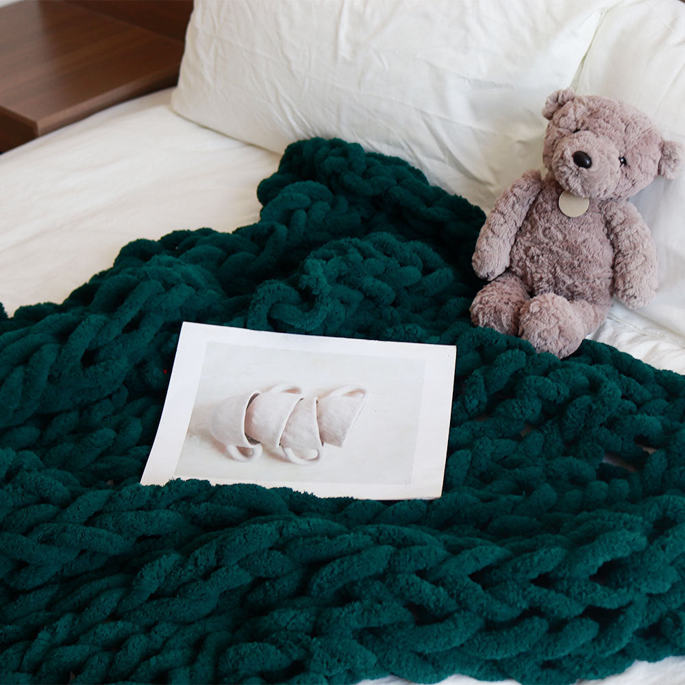 Chunky Chenille Knit Throw Blanket