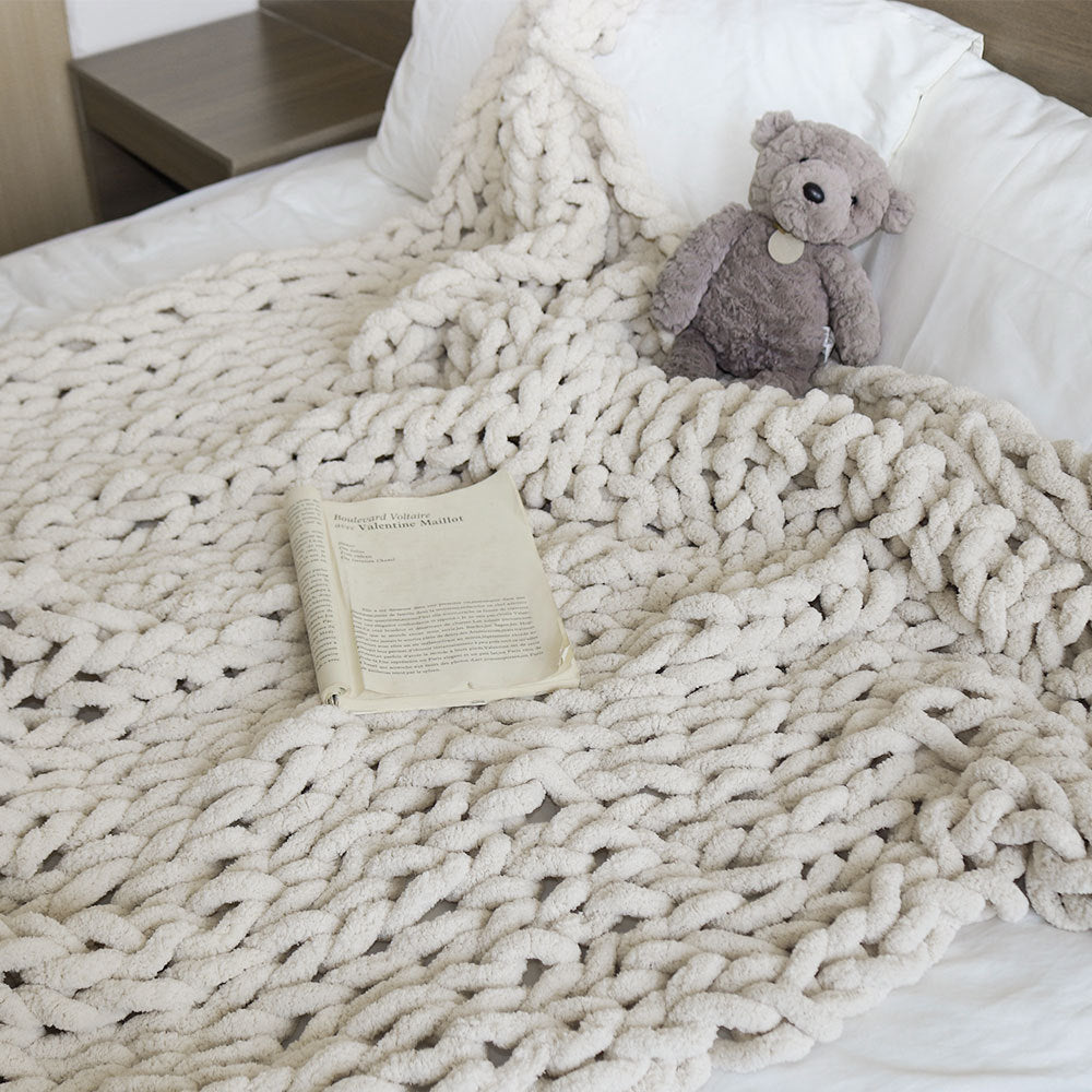 Chunky Chenille Knit Throw Blanket